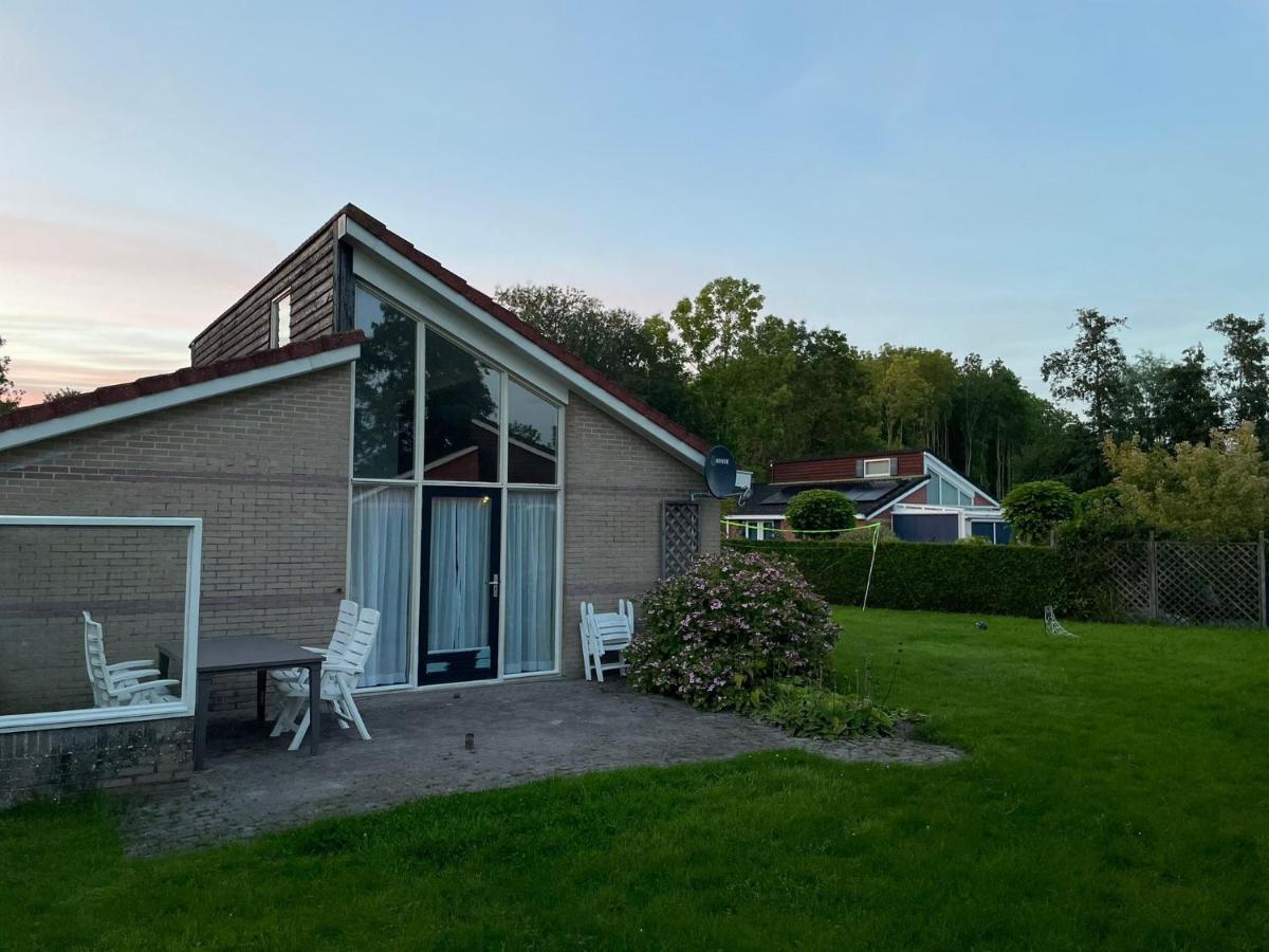 Huisje Earrebarre Tzummarum Kültér fotó